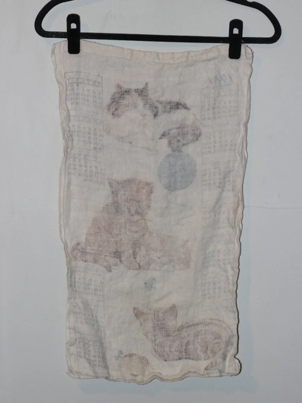 VTG KD's 1981 kitty cat tea towel